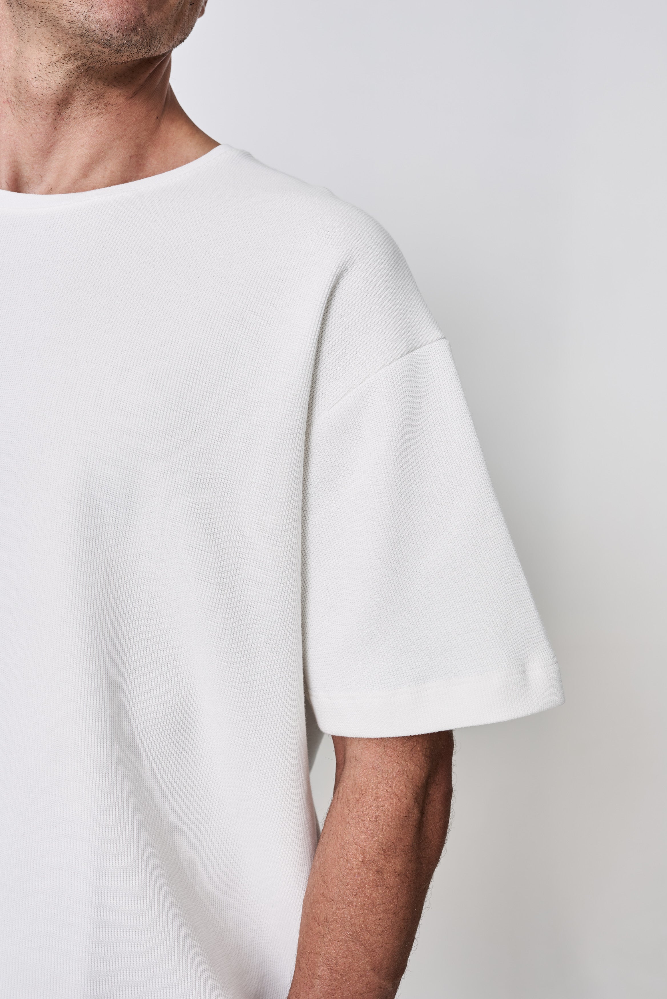 OFF WHITE