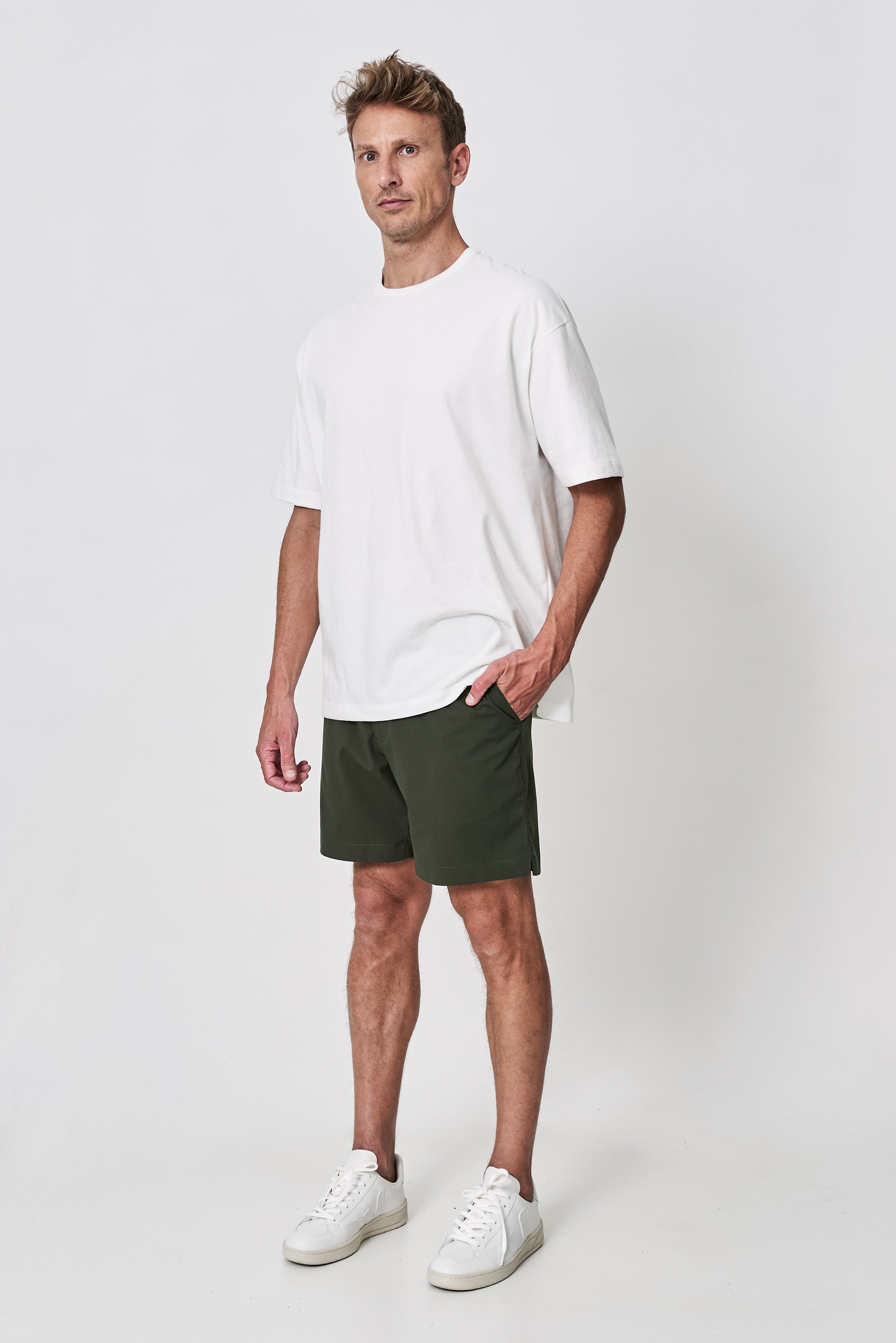 OFF WHITE